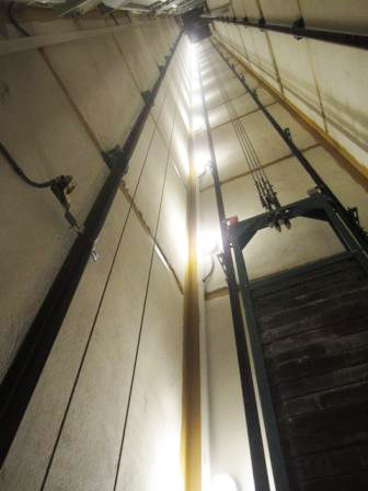 چراغ های تونلی چاله آسانسور